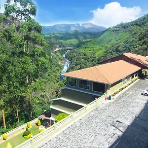 https://abad-copper-castle-resort.hotels-munnar.com