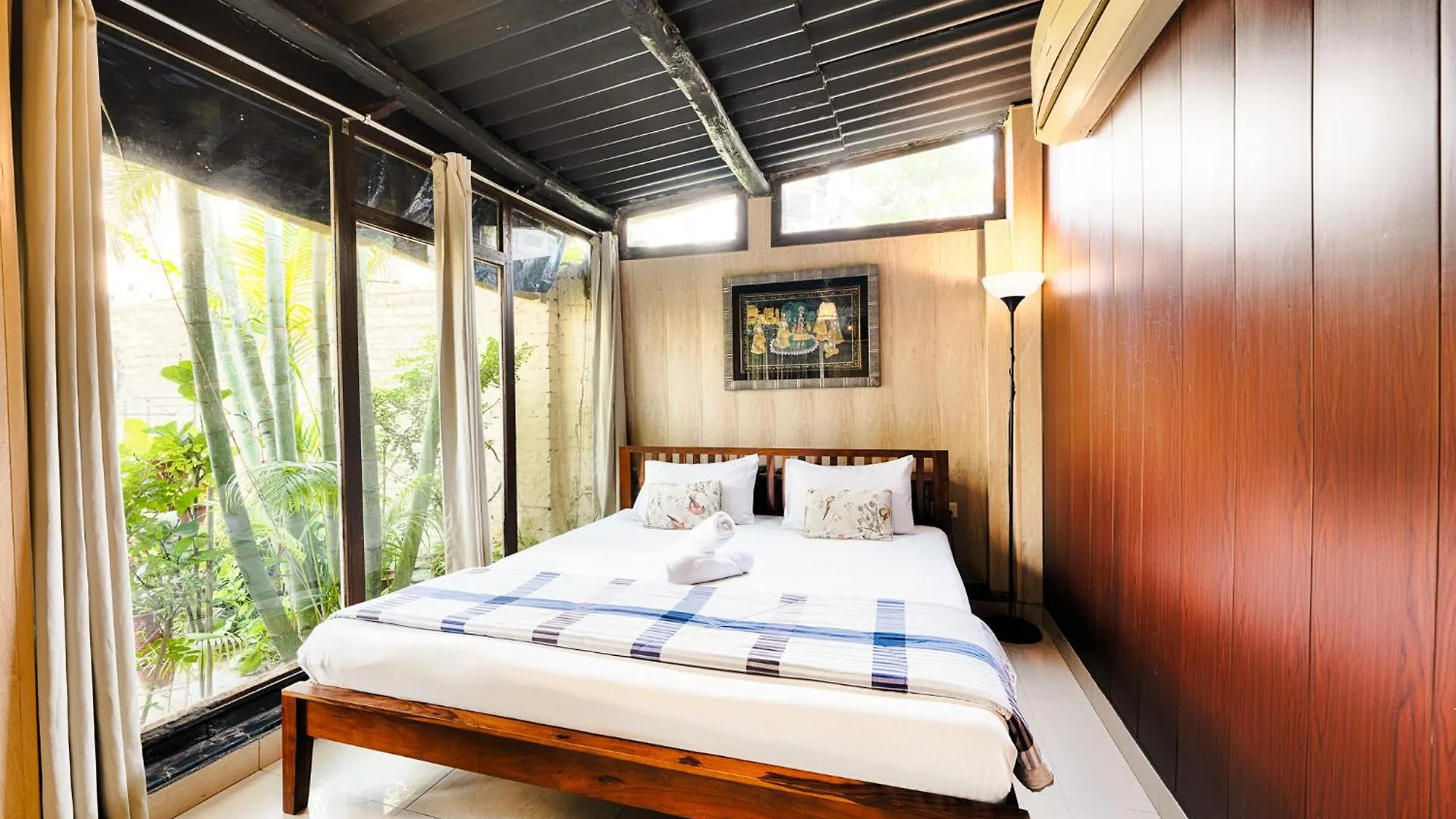 International Travellers' Hostel By Ith Stays Varanasi