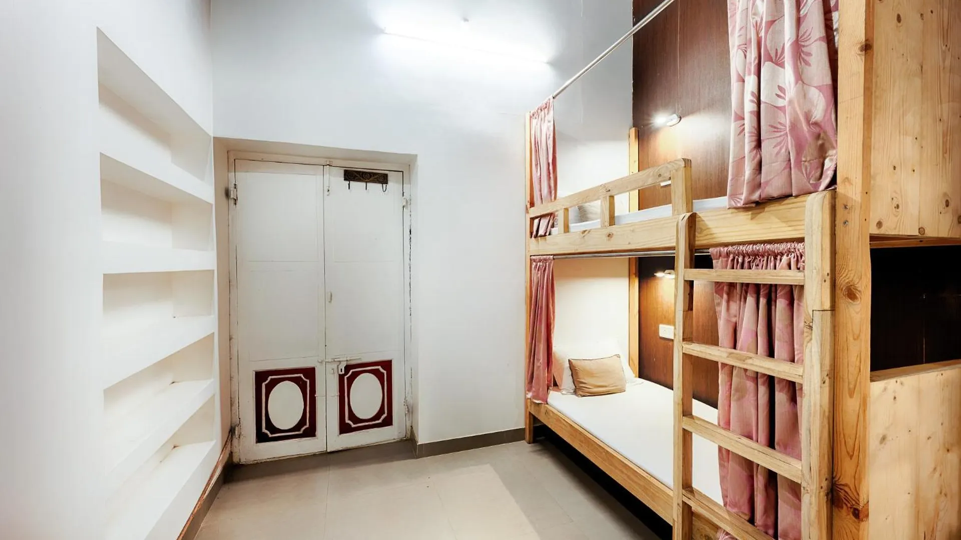 International Travellers' Hostel By Ith Stays Varanasi India