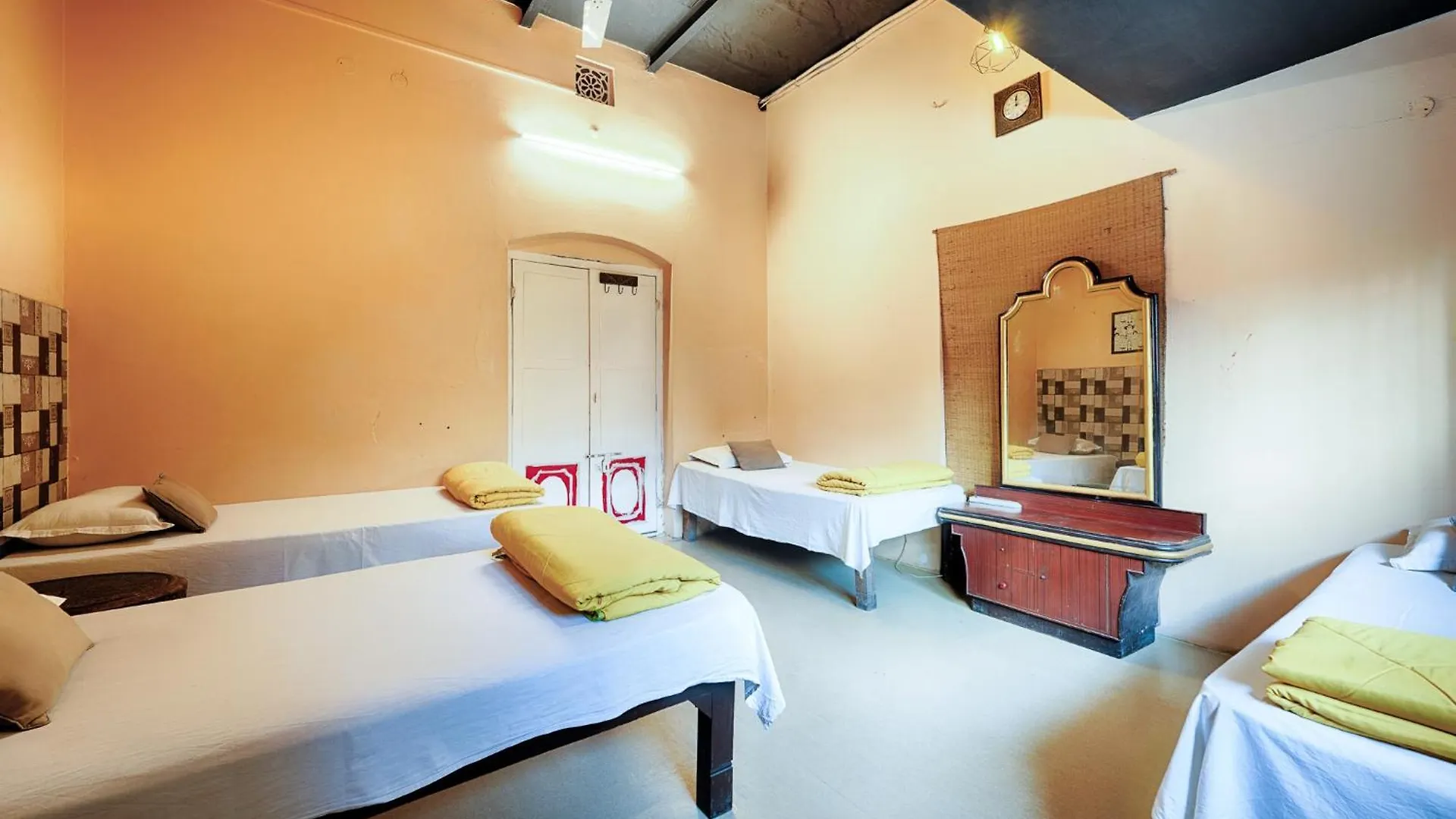 International Travellers' Hostel By Ith Stays Varanasi 0*,
